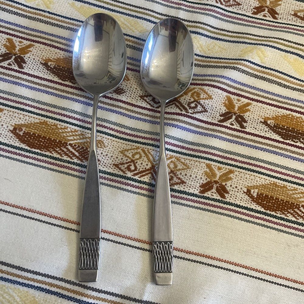 Pair Of Utica Uti137 Soup Spoons